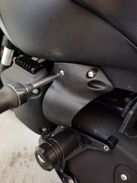 喇叭罩安装 +T-Rex 车架滑块左侧缩略图